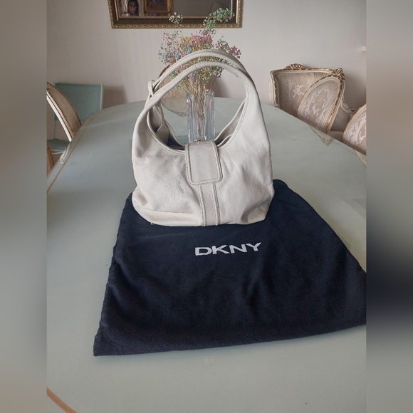 DKNY off white/cream purse. - Picture 2 of 4
